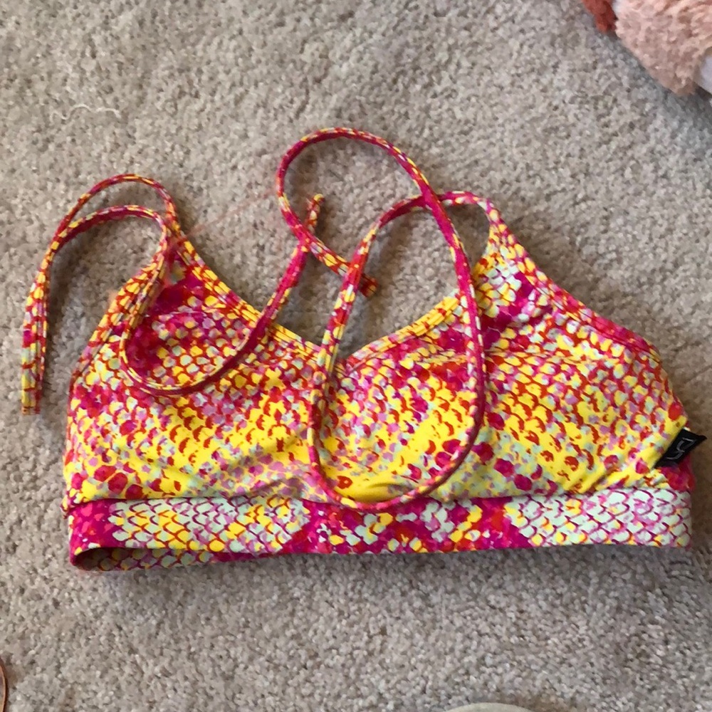 LAST CHANCE Lici Fit pink lemonade halter Bra